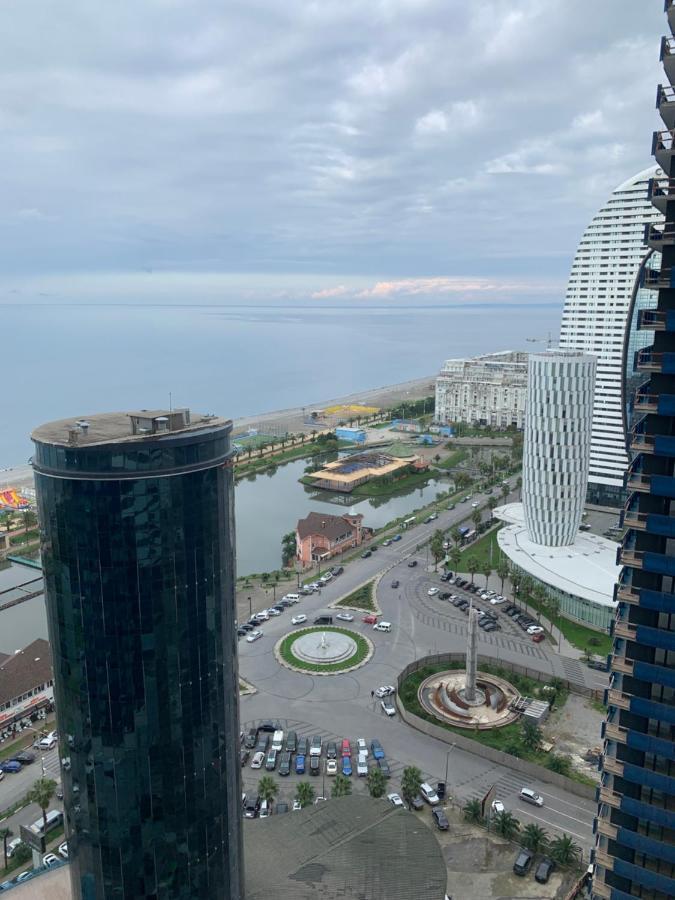 Orbi City Suites Batumi Exteriör bild