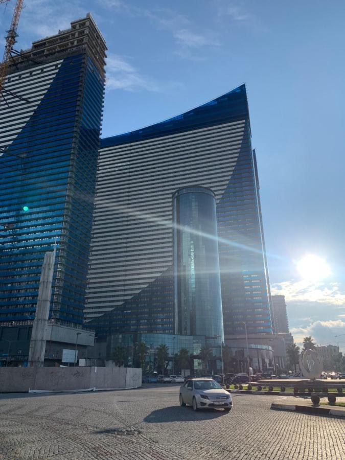 Orbi City Suites Batumi Exteriör bild