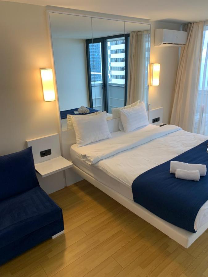 Orbi City Suites Batumi Exteriör bild