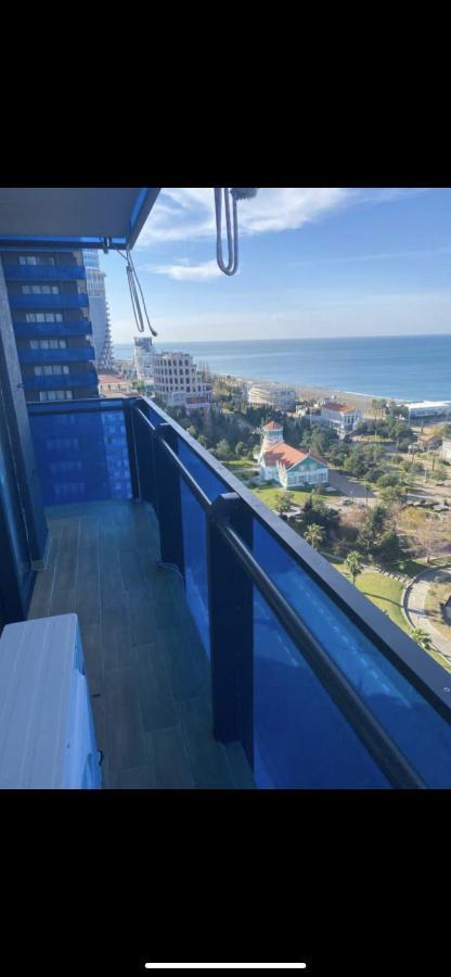 Orbi City Suites Batumi Exteriör bild
