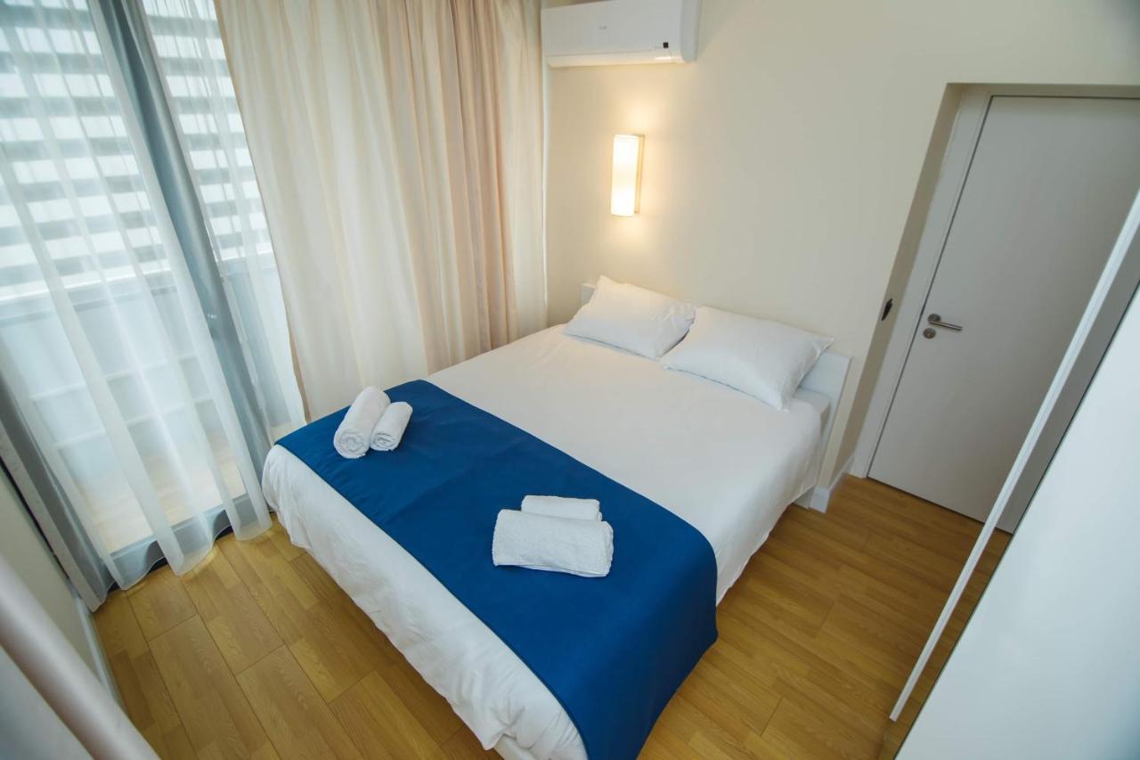 Orbi City Suites Batumi Exteriör bild