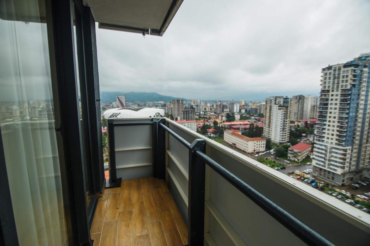 Orbi City Suites Batumi Exteriör bild