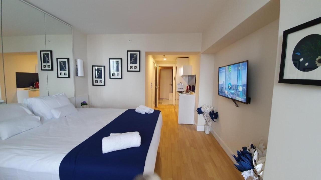 Orbi City Suites Batumi Exteriör bild
